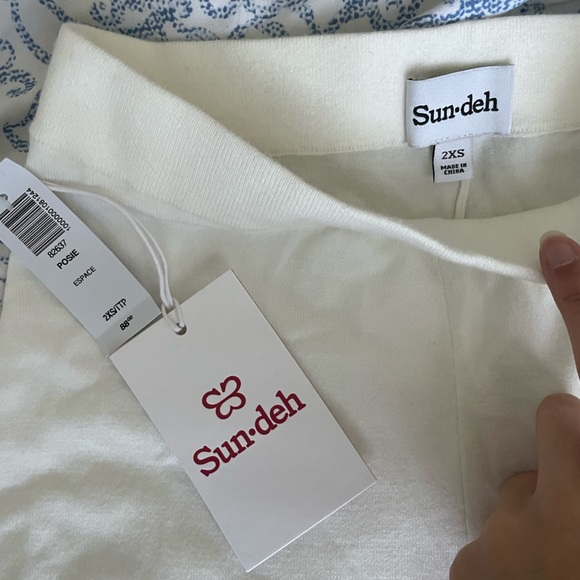 Aritzia Sunday Best Posie Pant - Picture 3 of 4